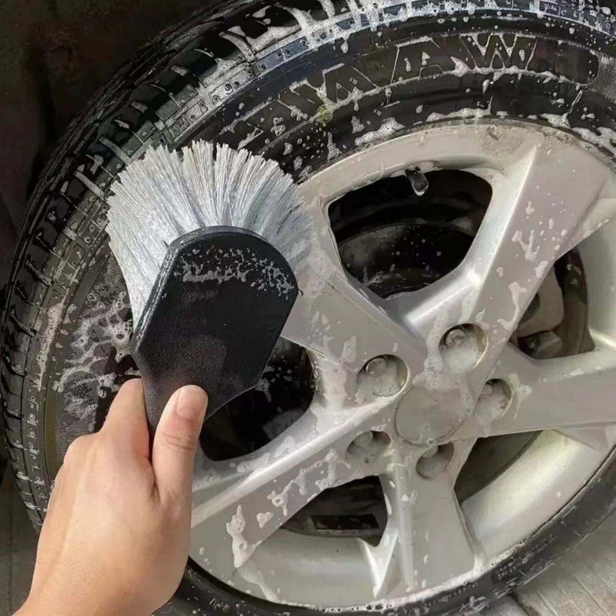 Szczotka do czyszczenia kół sa – Detailing Brush Set recenzja i cena
